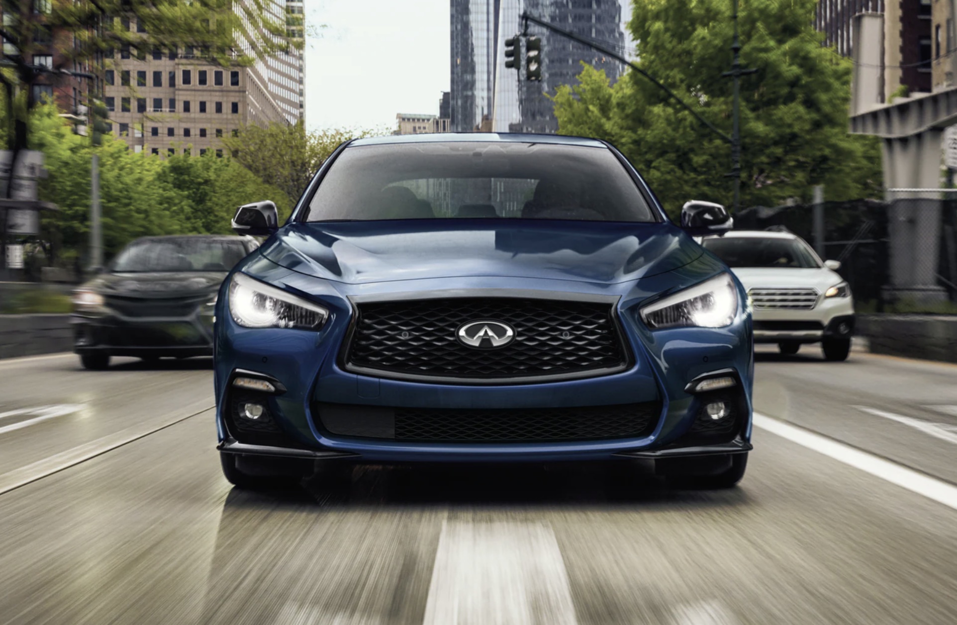 How To Choose Between the INFINITI Q50 Luxe and the Q50 Sport: A