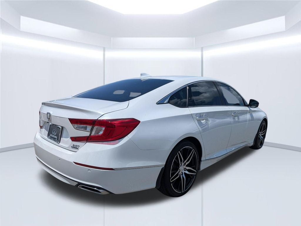 2022 Honda Accord Touring 2.0T
