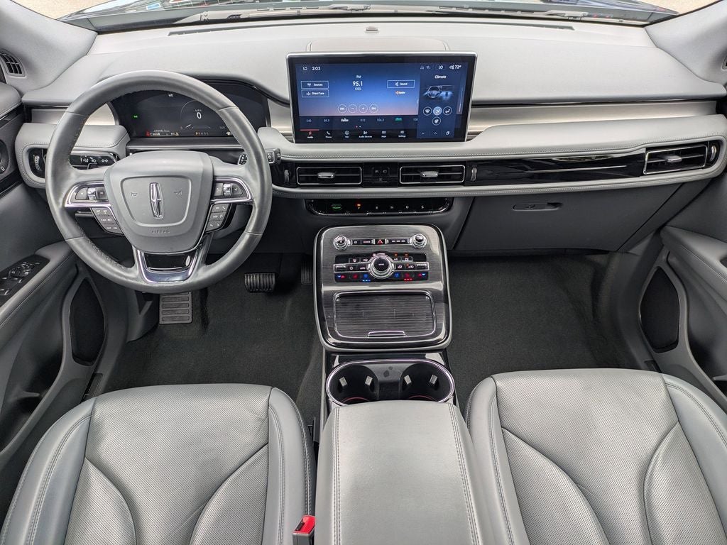 2021 Lincoln Nautilus Reserve