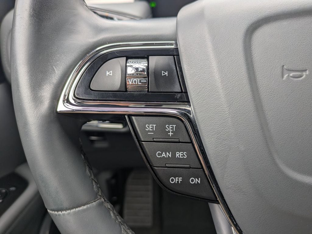 2021 Lincoln Nautilus Reserve