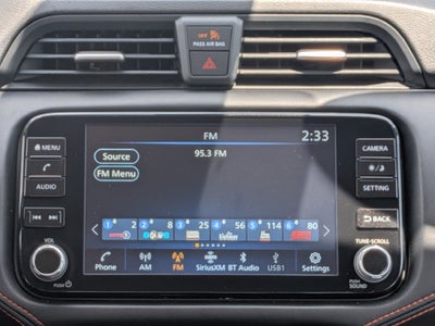 2025 Nissan Versa 1.6 SR