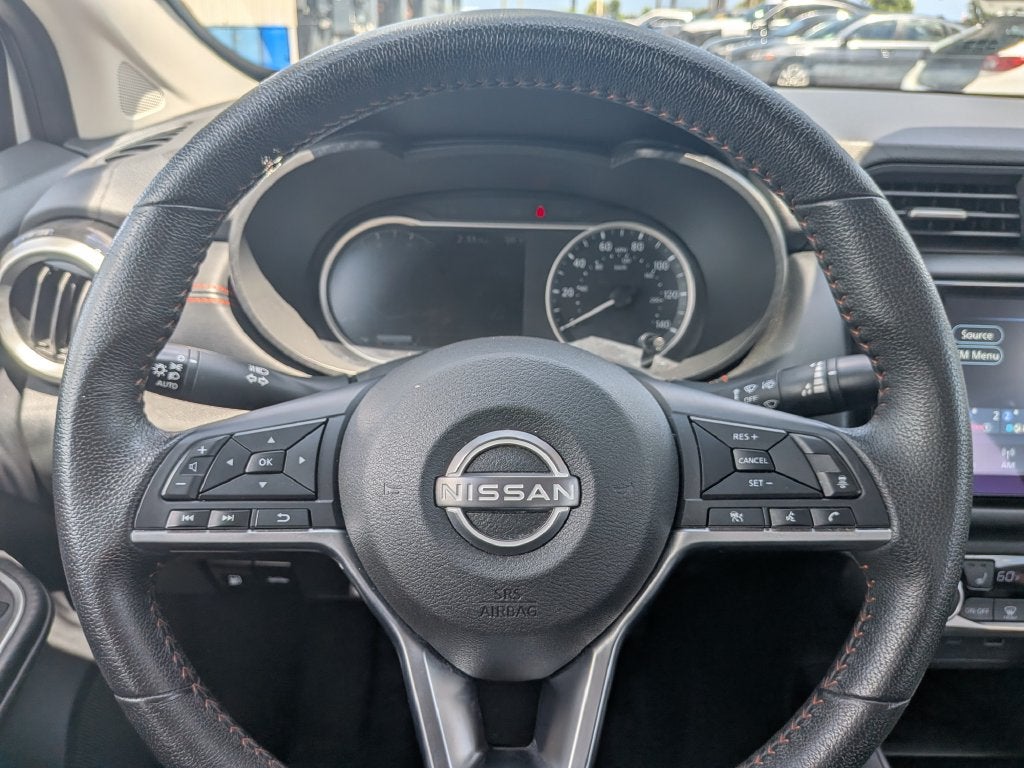 2025 Nissan Versa 1.6 SR