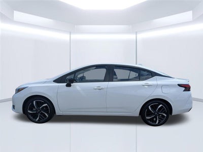 2025 Nissan Versa 1.6 SR