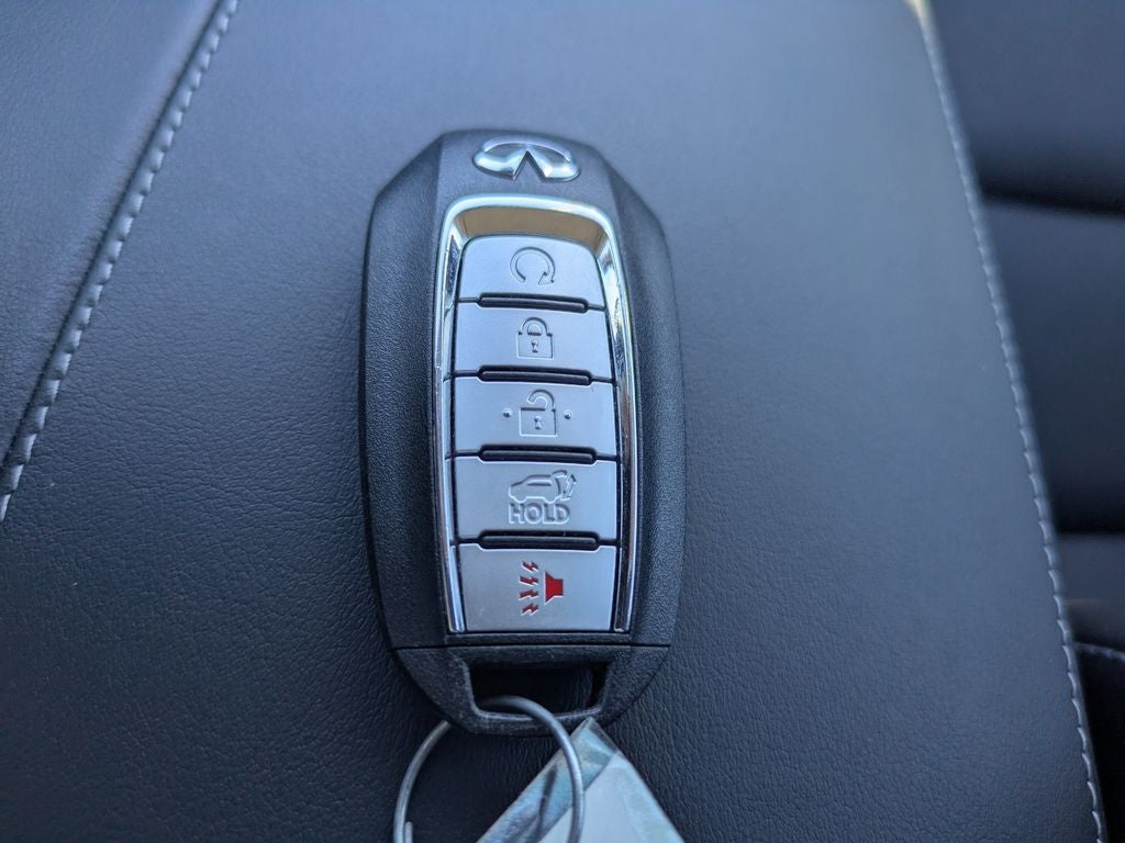 2025 INFINITI QX50 LUXE AWD