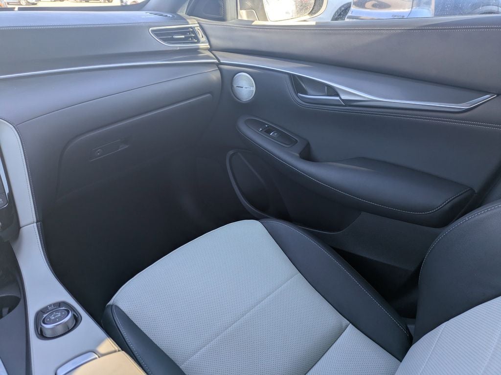 2025 INFINITI QX55 Essential AWD