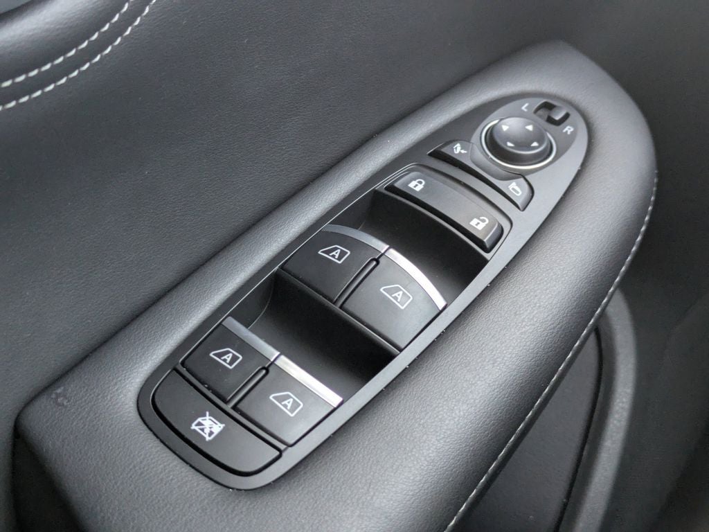 2025 INFINITI QX55 Essential AWD