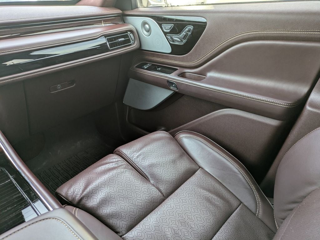 2022 Lincoln Aviator Plug-In Hybrid Black Label Grand Touring