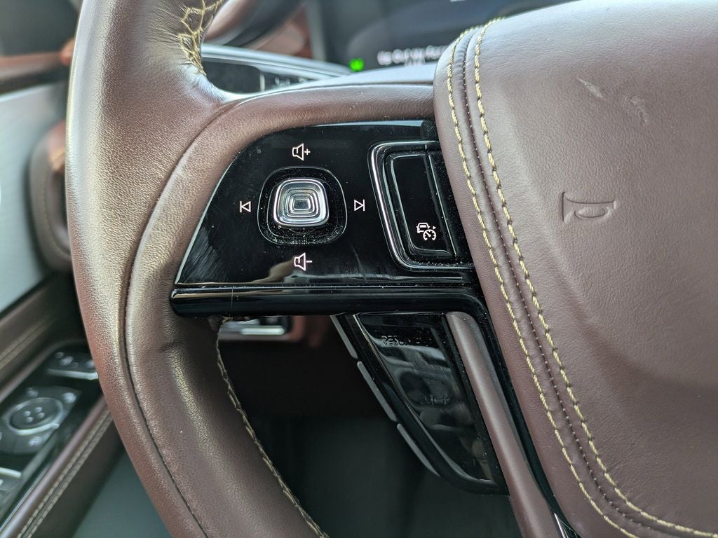 2022 Lincoln Aviator Plug-In Hybrid Black Label Grand Touring