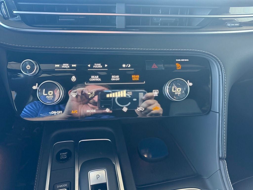 2027 INFINITI QX65 Luxe AWD