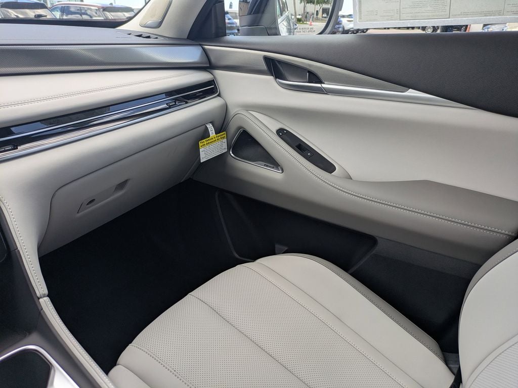 2027 INFINITI QX60 Luxe FWD