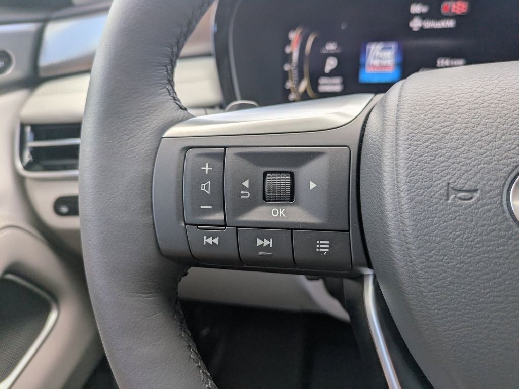 2027 INFINITI QX60 Luxe FWD