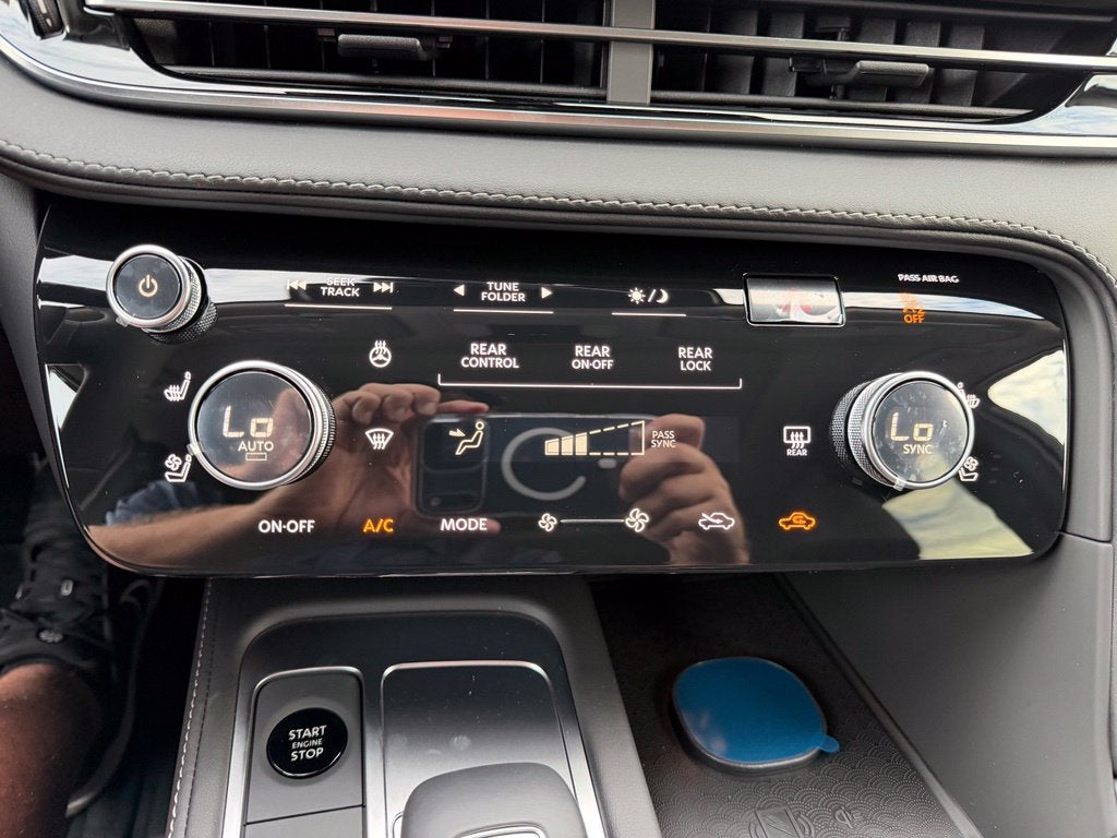 2027 INFINITI QX60 Luxe FWD