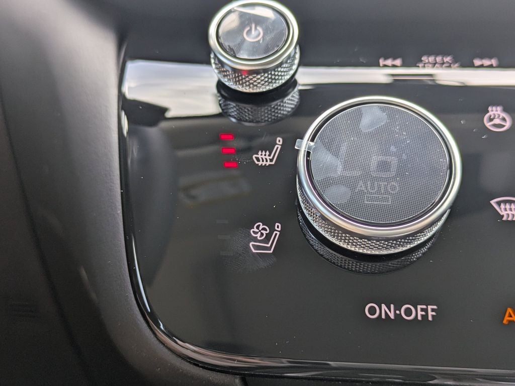 2027 INFINITI QX60 Luxe FWD