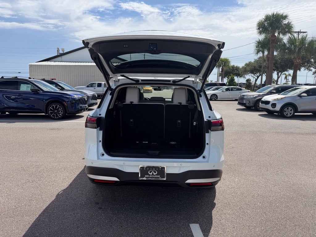 2027 INFINITI QX60 Luxe AWD