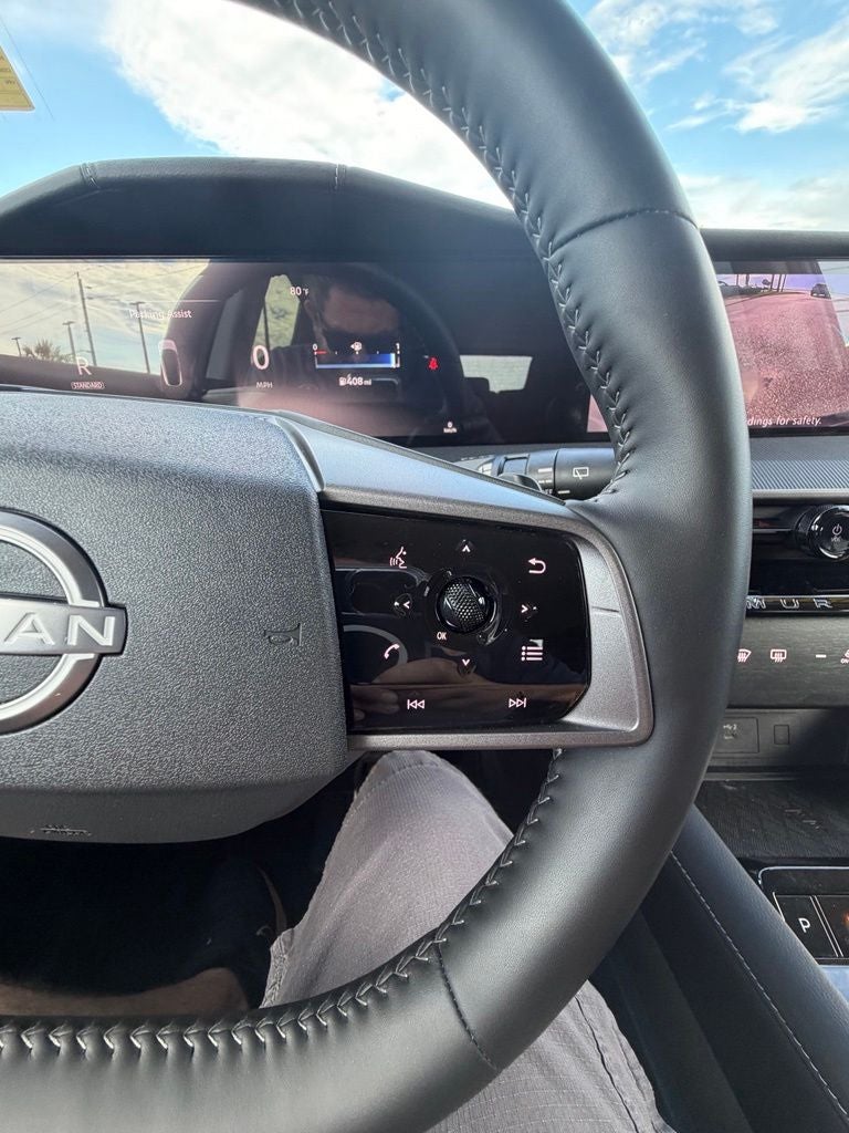 2025 Nissan Murano SV