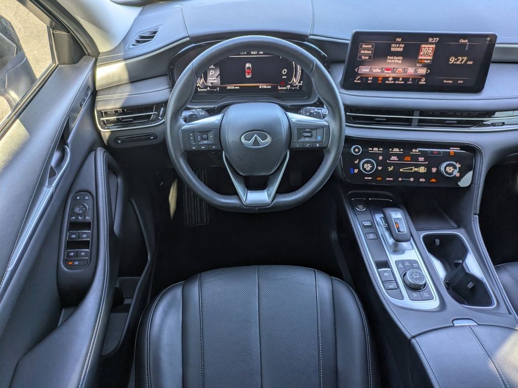 2023 INFINITI QX60 LUXE FWD