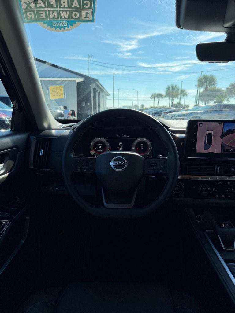 2026 Nissan Pathfinder SL