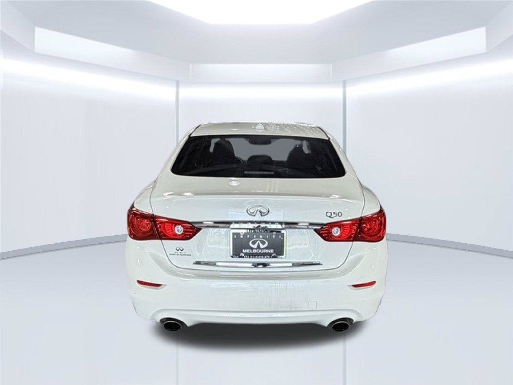 2017 INFINITI Q50 Premium