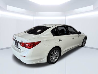 2017 INFINITI Q50 Premium