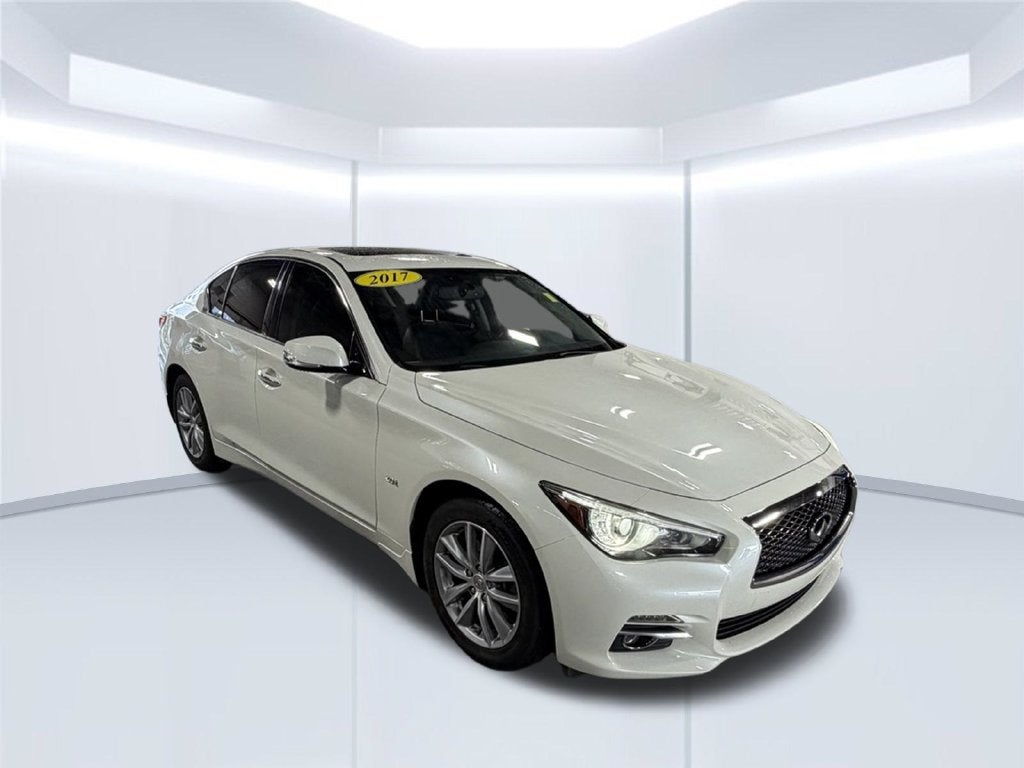 2017 INFINITI Q50 Premium
