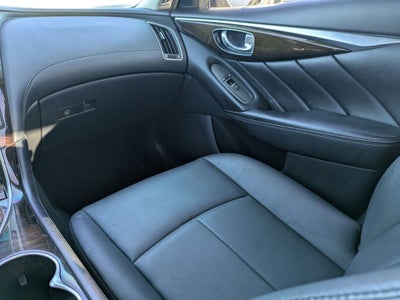 2018 INFINITI Q50 LUXE