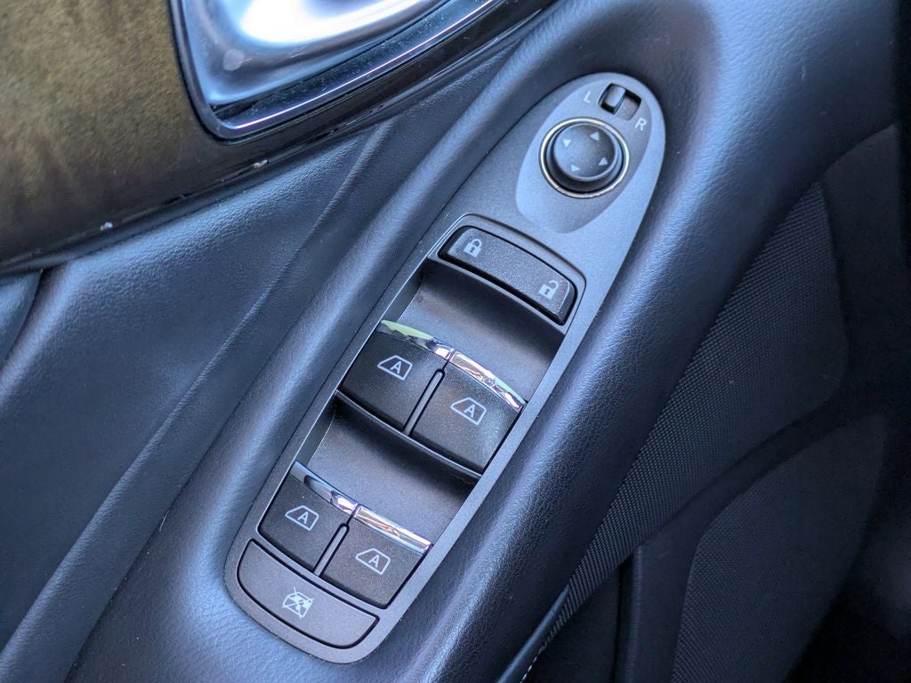 2018 INFINITI Q50 LUXE