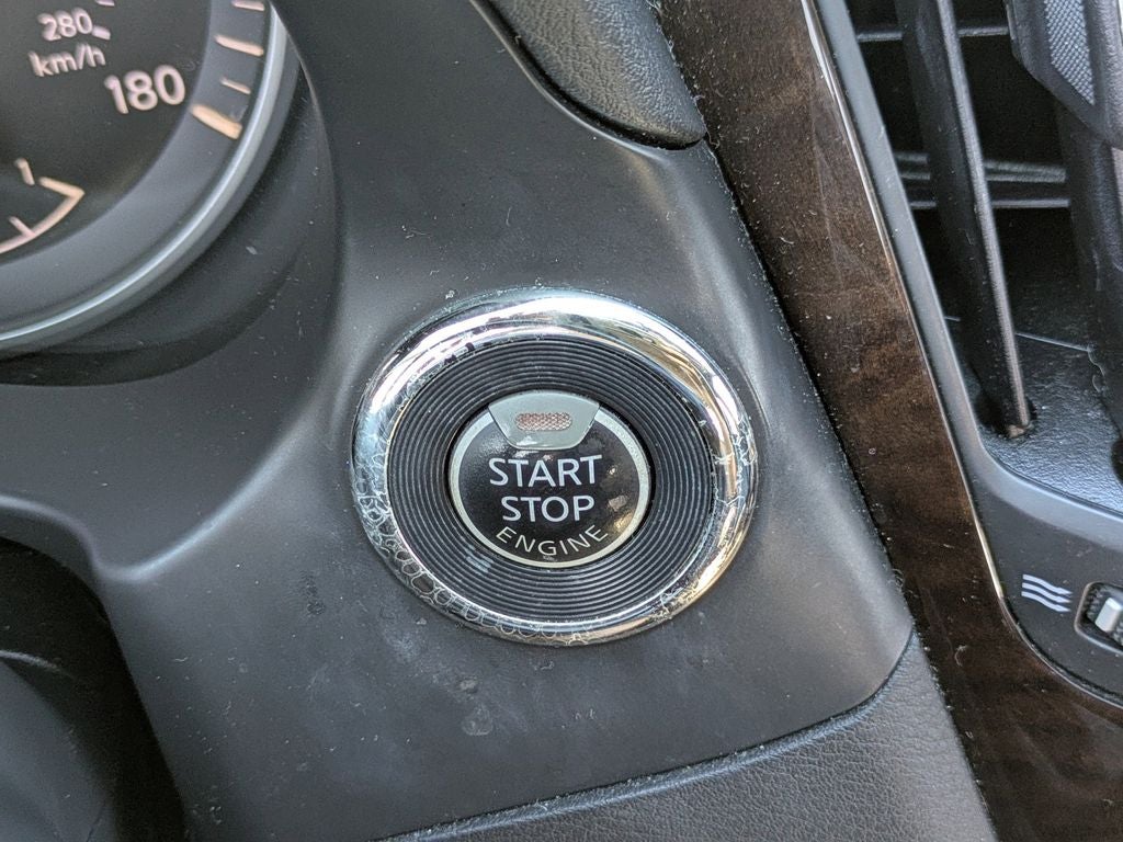 2018 INFINITI Q50 LUXE