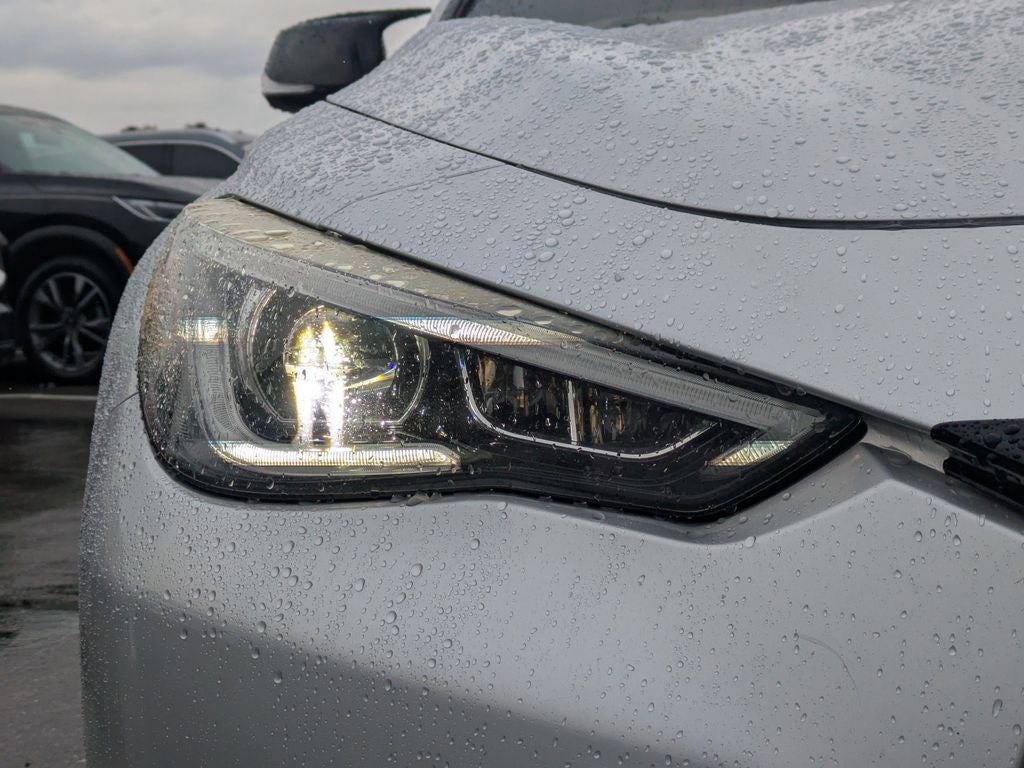 2017 INFINITI Q60 Premium AWD