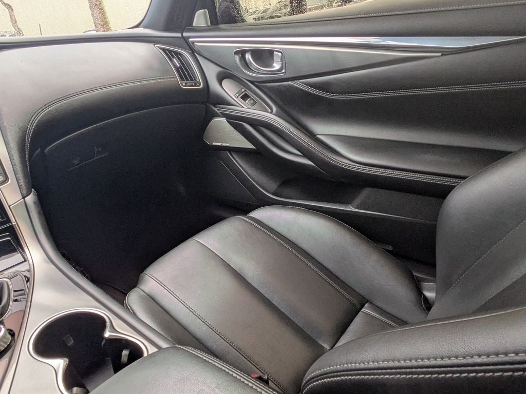 2017 INFINITI Q60 Premium AWD