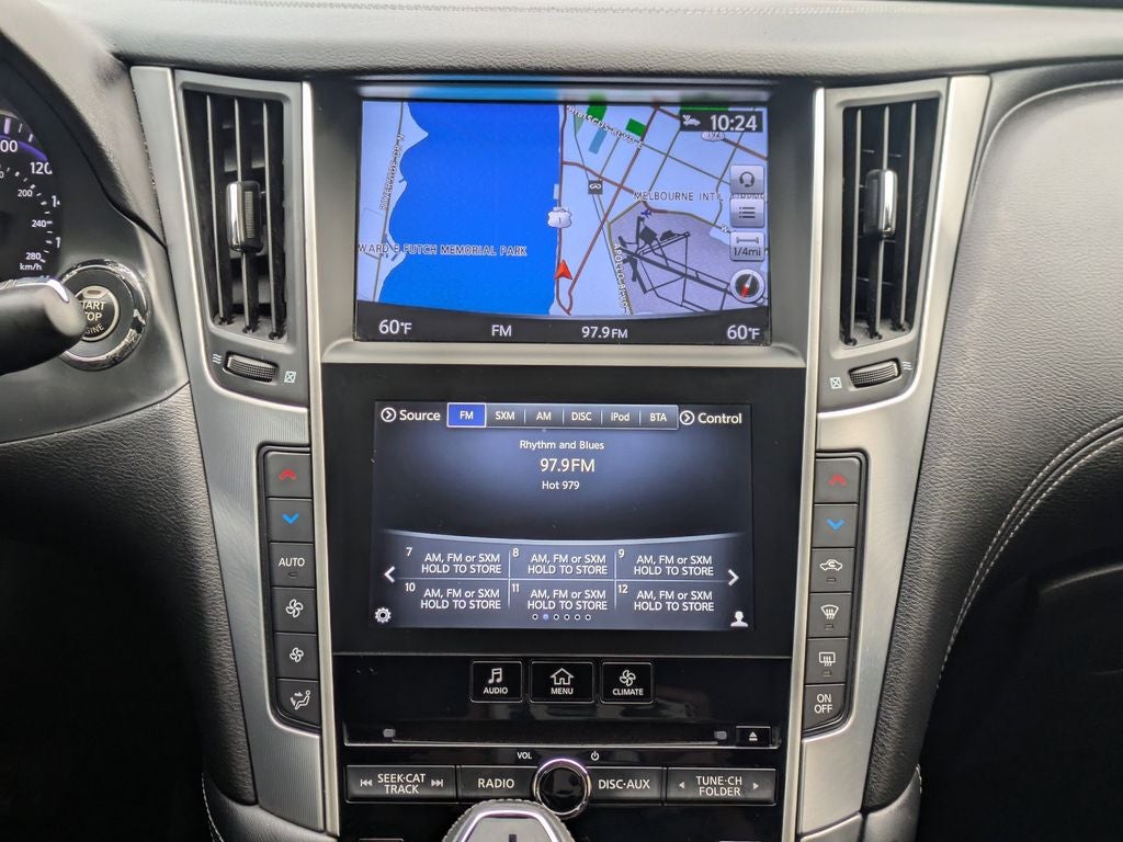 2017 INFINITI Q60 Premium AWD