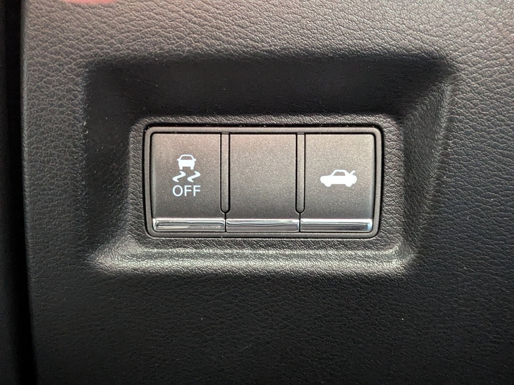 2017 INFINITI Q60 Premium AWD