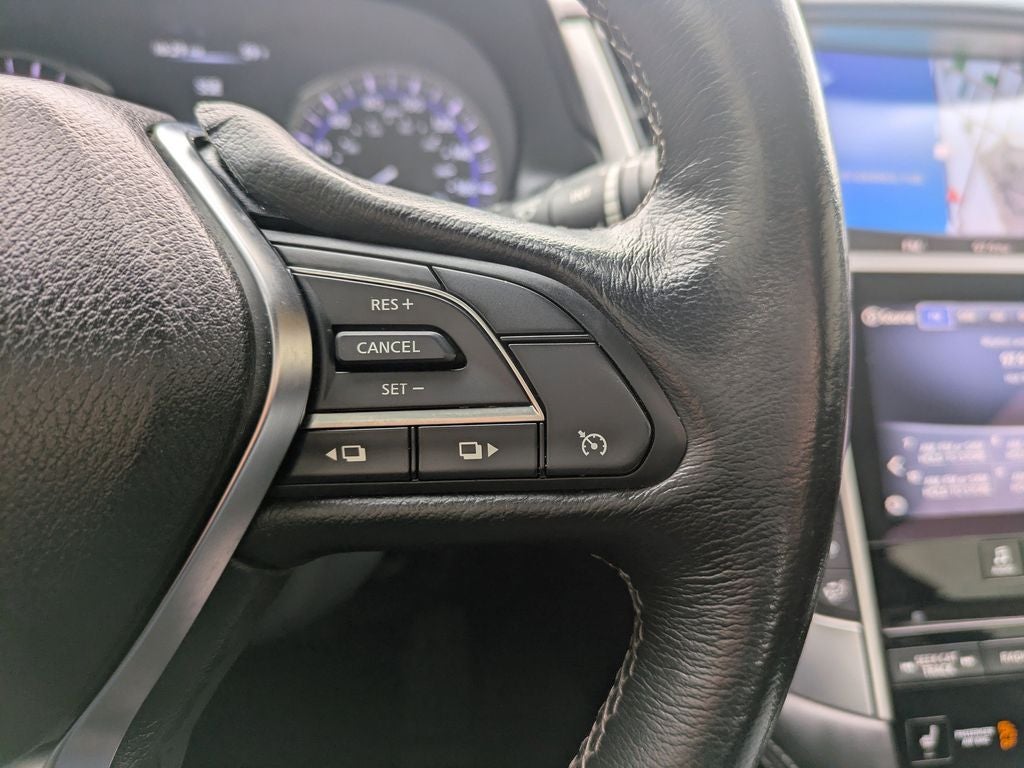 2017 INFINITI Q60 Premium AWD