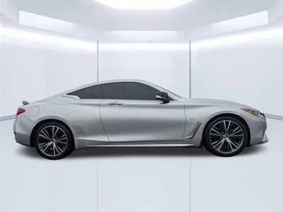 2017 INFINITI Q60 Premium AWD