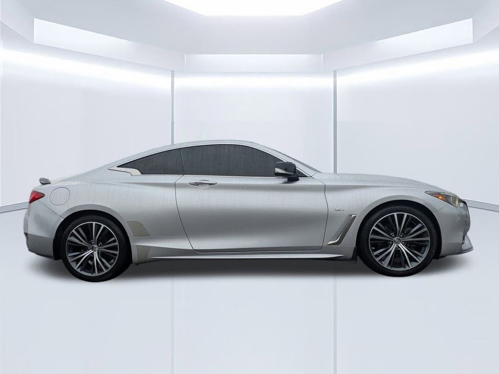 2017 INFINITI Q60 Premium AWD