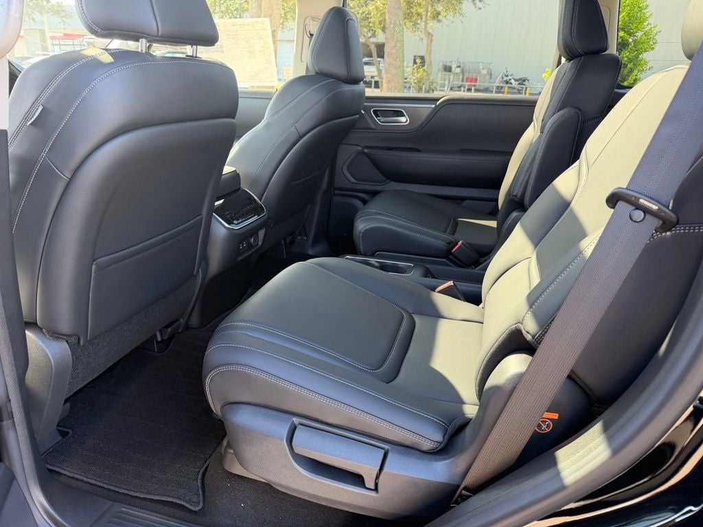2027 INFINITI QX80 Pure 2WD