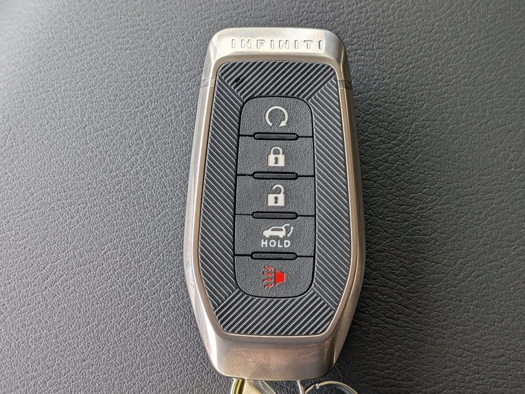 2027 INFINITI QX80 Luxe 2WD