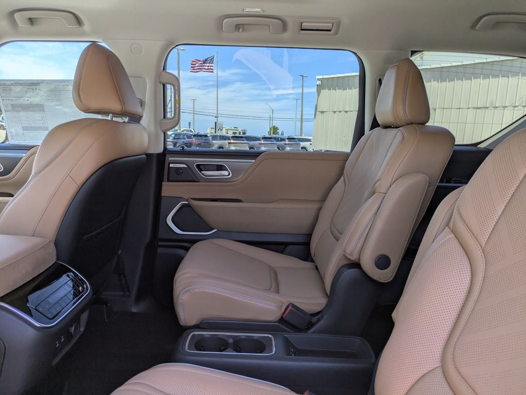 2027 INFINITI QX80 Luxe 2WD