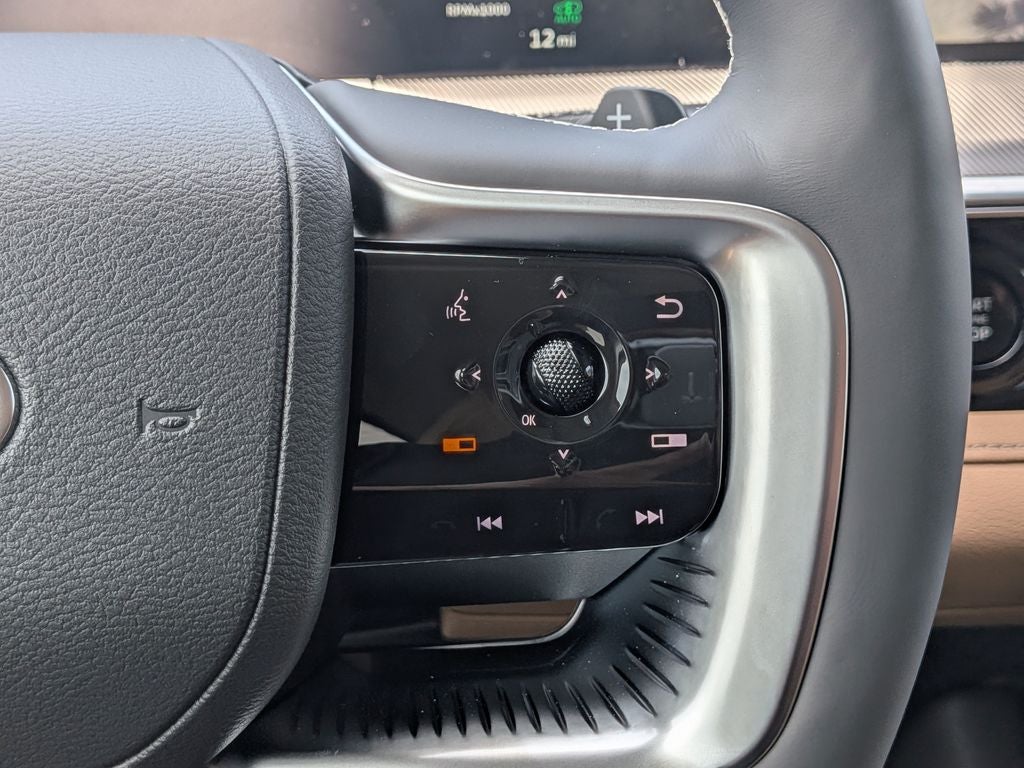 2027 INFINITI QX80 Luxe 2WD