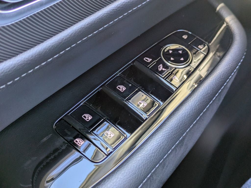 2025 INFINITI QX80 Luxe 4WD