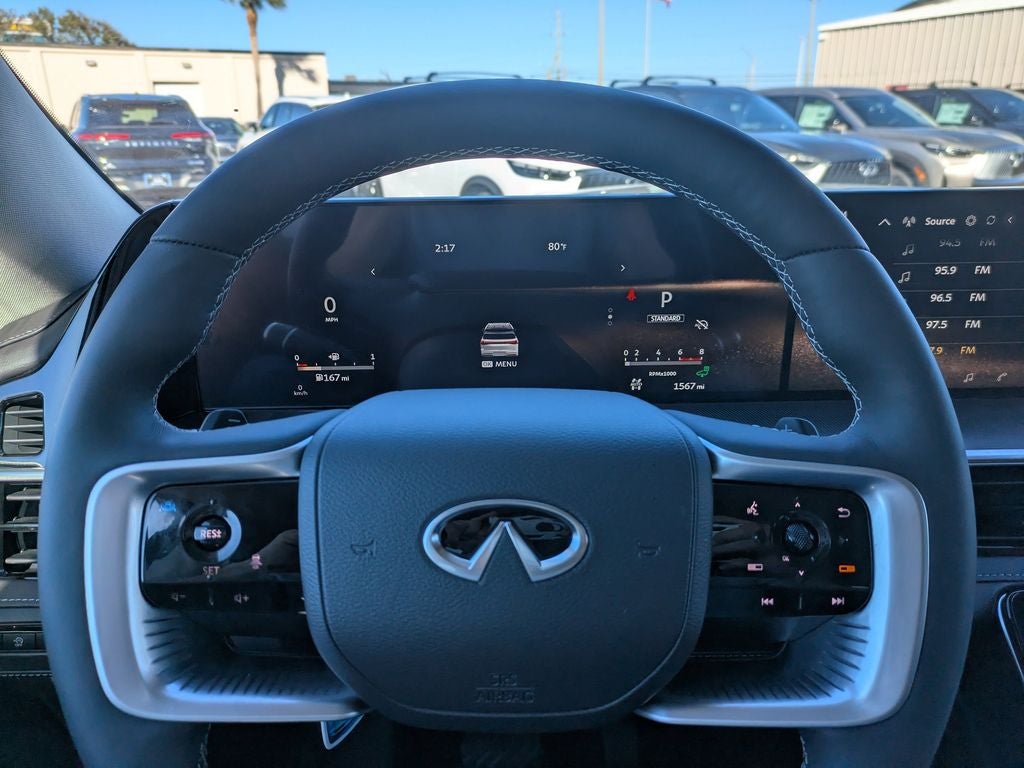 2025 INFINITI QX80 Luxe 4WD