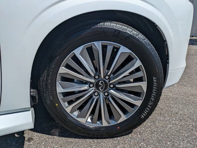 2027 INFINITI QX80 Luxe 4WD