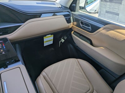 2027 INFINITI QX80 Luxe 4WD