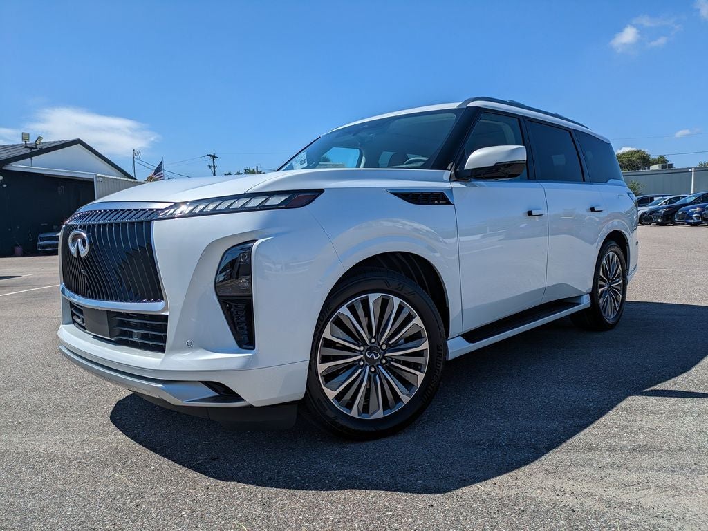 2027 INFINITI QX80 Luxe 4WD