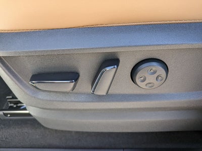 2027 INFINITI QX80 Luxe 4WD