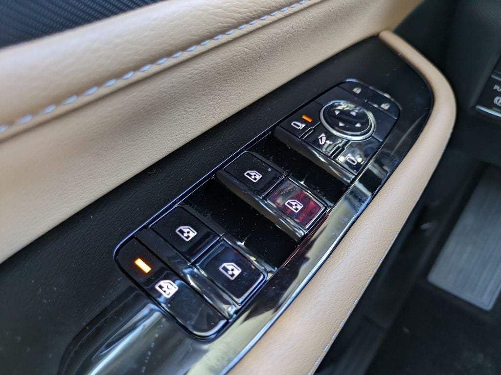 2027 INFINITI QX80 Luxe 4WD