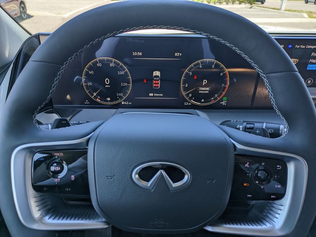 2027 INFINITI QX80 Luxe 4WD