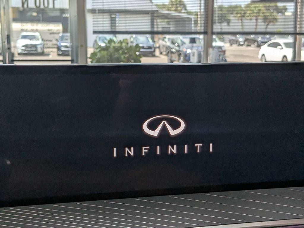 2027 INFINITI QX80 Autograph 4WD