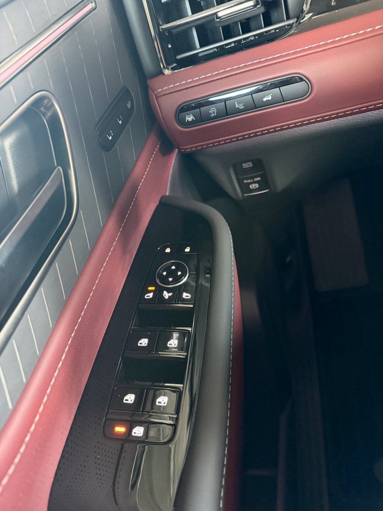 2027 INFINITI QX80 Autograph 4WD