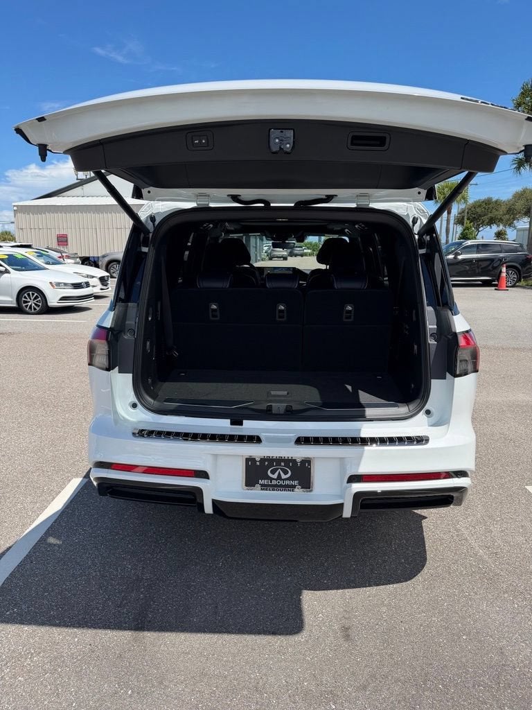 2027 INFINITI QX80 Sport 4WD