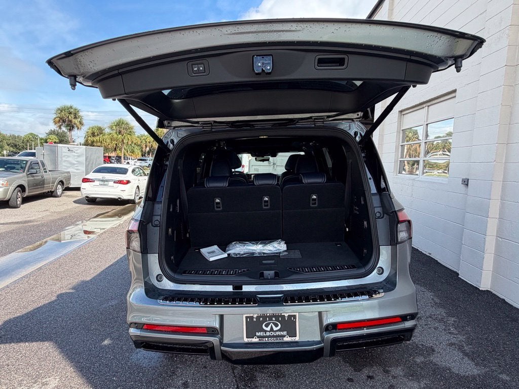 2027 INFINITI QX80 Sport 4WD